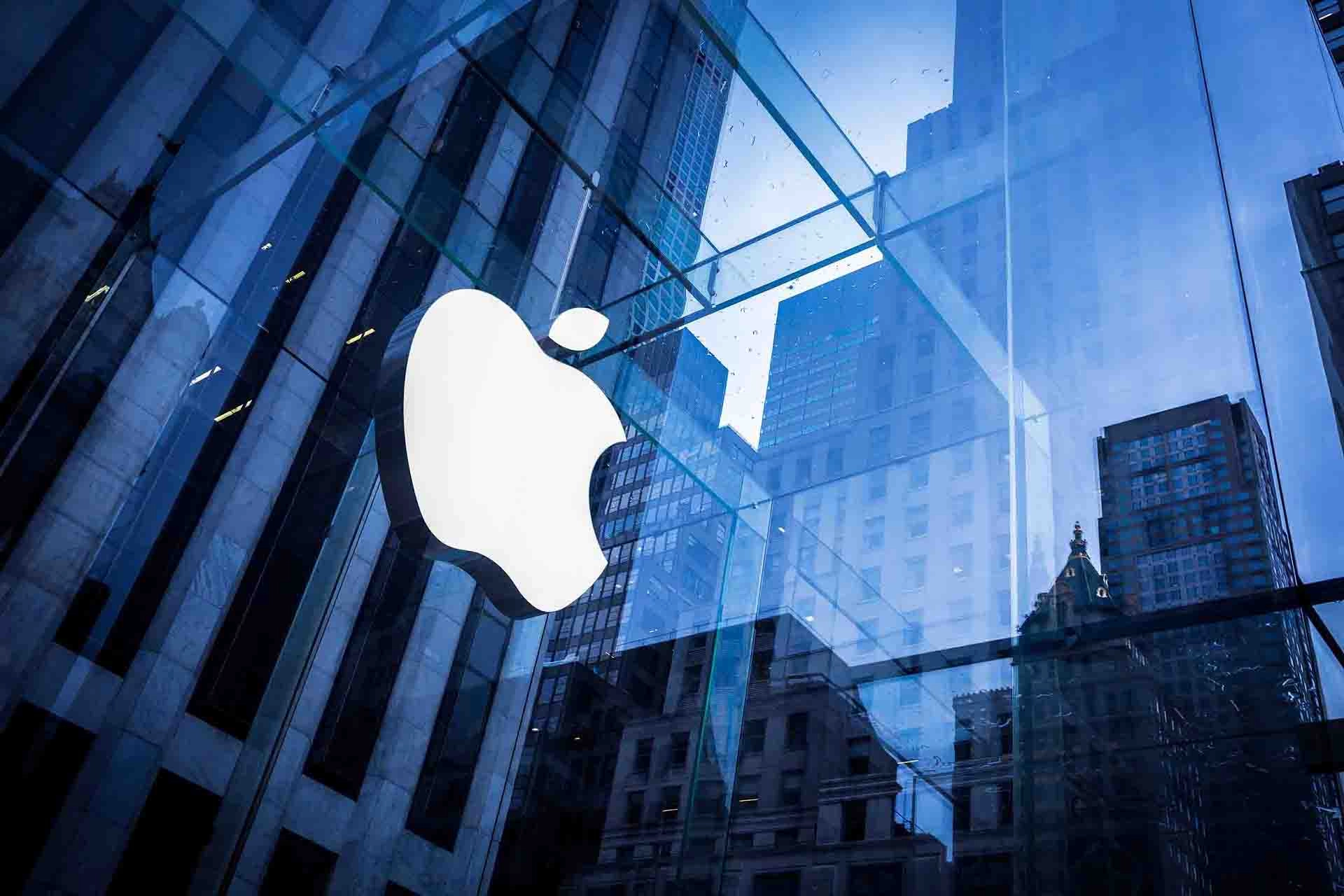 curtea suprema anuleaza tarifele trump apple poate recupera 3 3 miliarde de dolari