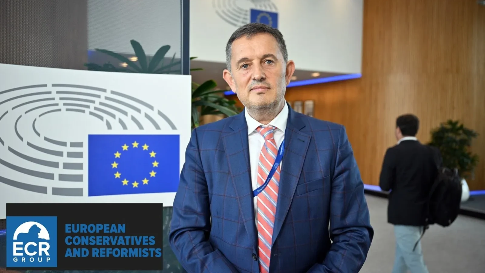 mecanismul retelelor de consultanti statul e incapabil de aceea trebuie ghidat si exploatat pentru a deveni eficient pierderi de 2 miliarde de euro pentru romania