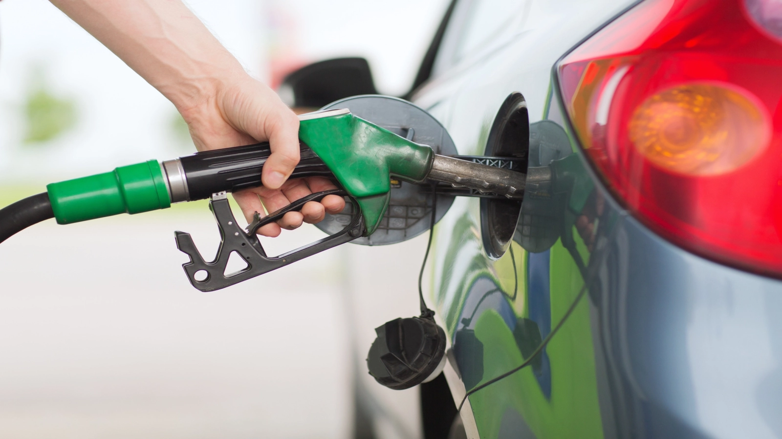 ministrul energiei bogdan ivan explica conditia pentru scaderea pretului la motorina