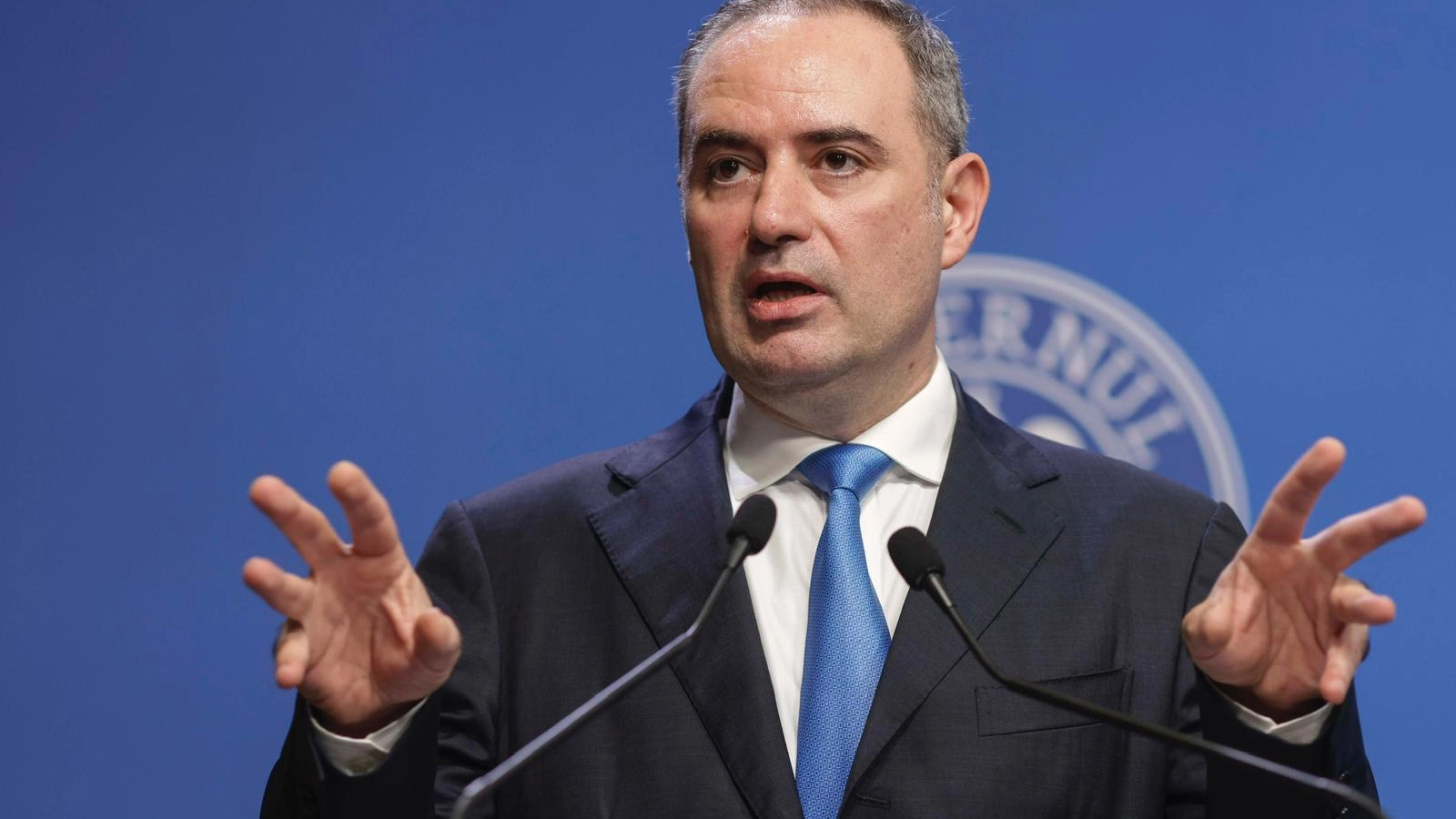 nazare romania este in parametri fiscali dar investitorii urmaresc cu atentie stabilitatea politica