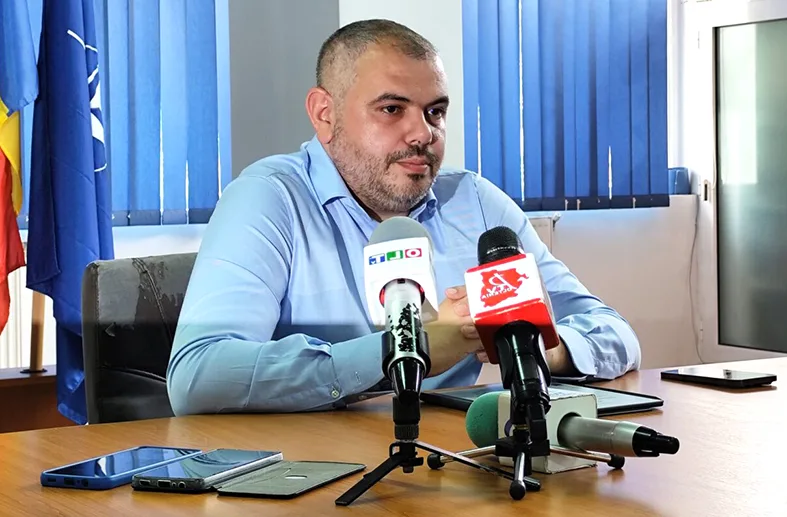 primaria bals client fidel firmei lui ionel dorobantu plati pentru servicii fantoma