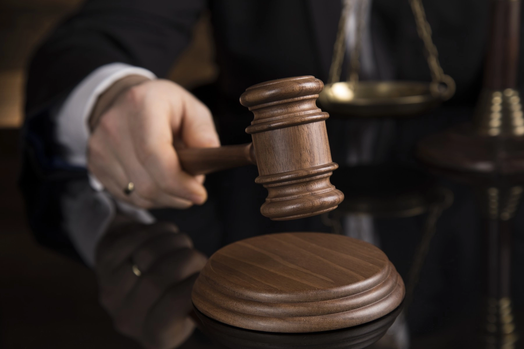 primarul comunei draguseni botosani trimis in judecata pentru luare de mita