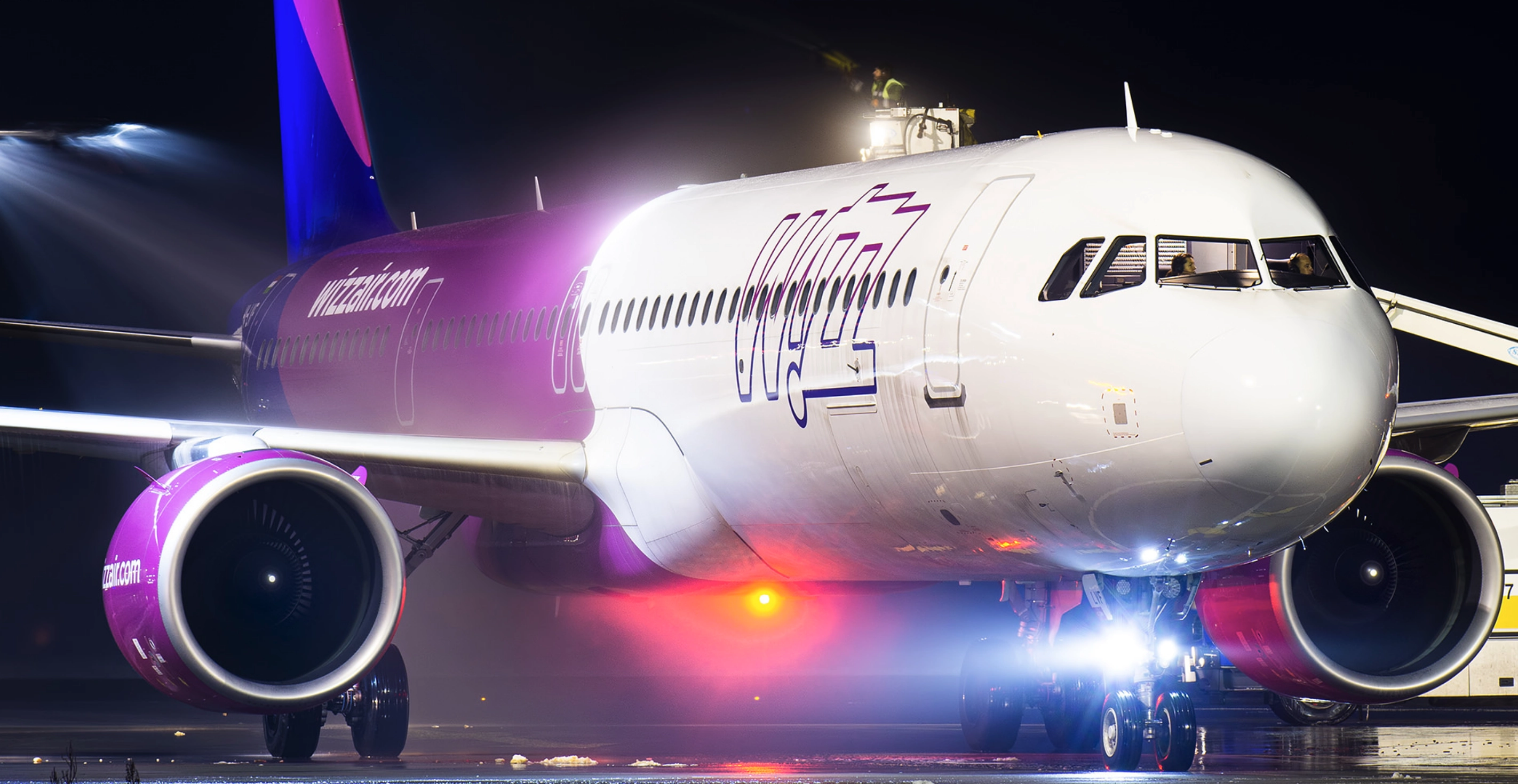 wizz air opreste temporar zborurile catre israel dubai abu dhabi si amman
